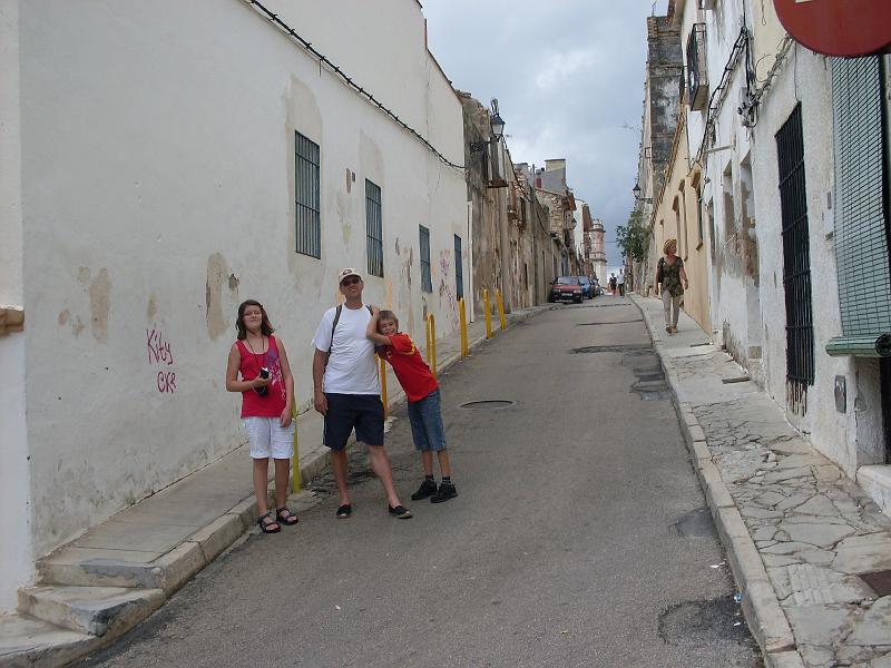 Spanien2010_1 104.jpg - our way to the castle which is overhead Denia